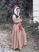 Robe (15eme)(www.ladamedatours.com)